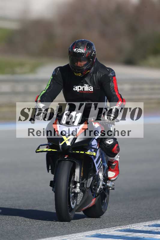 /Archiv-2024/02 29.01.-02.02.2024 Moto Center Thun Jerez/Gruppe gruen-green/641